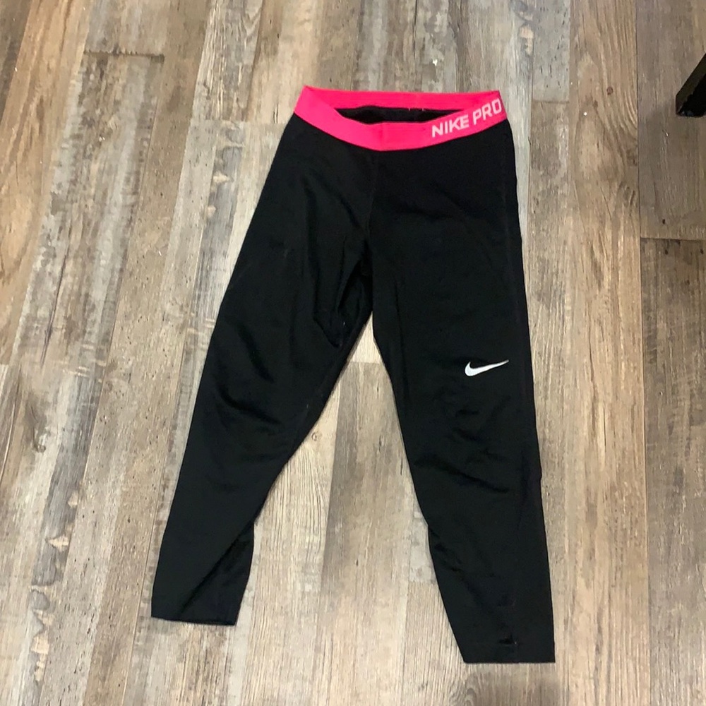 Nike black leggings with hot pink trim